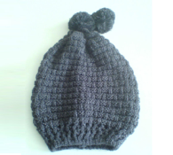 Ürün Kodu : B122.002<br>Boyunluklu Başlık <br> Beanie as Snood with Pompon